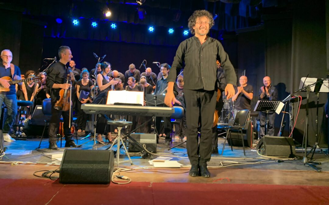 Barcellona P.G. Un successo il tributo a Battiato di Ouverture al teatro Vittorio Curró