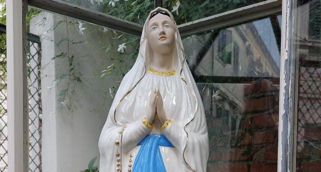 Messina. Trafugata statua Madonna da teca giardino privato a due passi da Piazza Duomo. Amarezza e disgusto