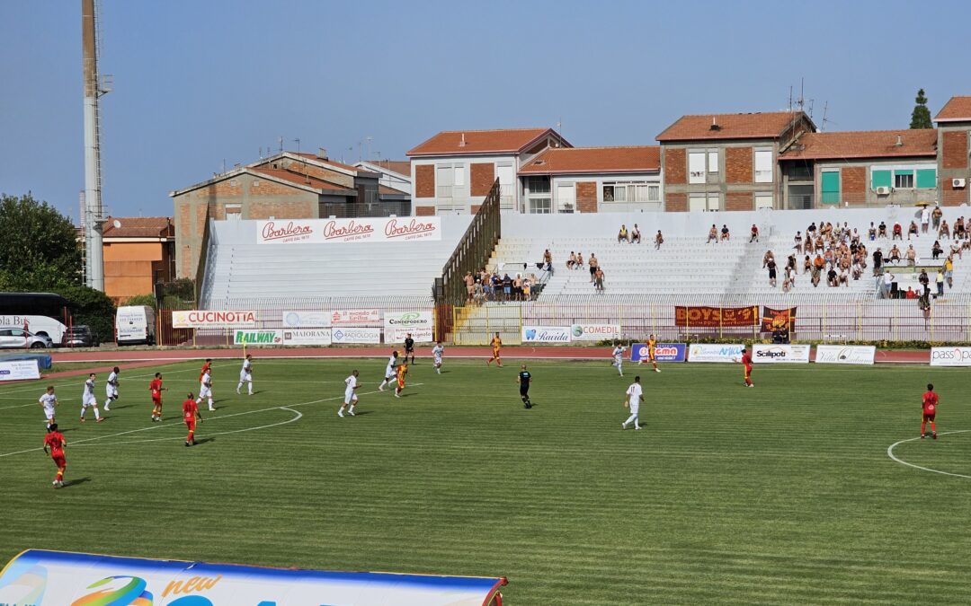 Calcio. Serie D. Nuova Igea Virtus sconfitta amara al 92′ con la Reggina: trafigge i giallorossi la doppietta di Ragusa