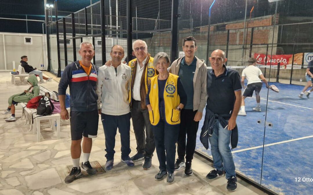 Lions Club Barcellona, grande successo per il 2° Torneo di Padel, ben 66 iscritti, oggi la fase finale. Verrà acquistata una “Cucina Didattica Mobile” per ragazzi autistici 