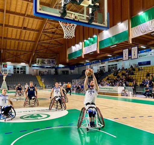 Al Pala Minardi di Ragusa cala il sipario sulla “Partita della vita”: un mix di sport, musica e solidarietà