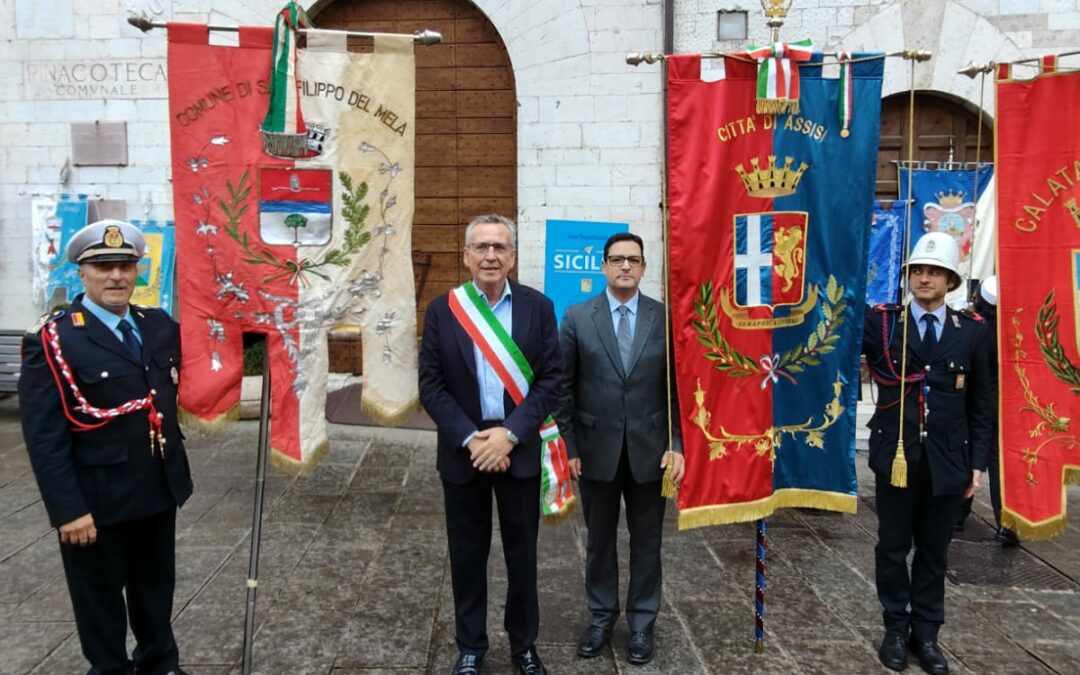 San Filippo del Mela tra le 200 amministrazioni siciliane ad Assisi  per la festa del Santo Patrono d’Italia