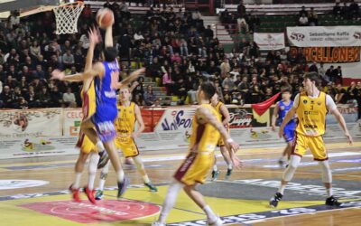 Basket. La NextCasa Barcellona ritrova la vittoria al PalAllberti con la PBM Marigliano, super Bartolozzi e Frizzarin